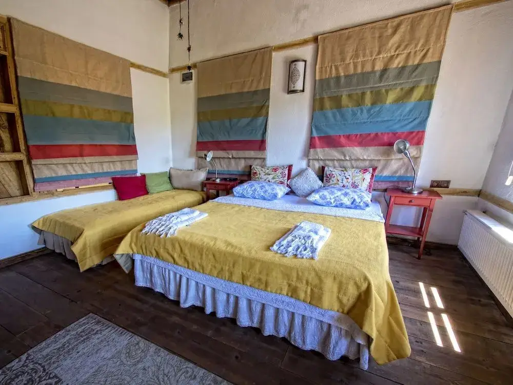 Салихли: Birgi Hotel Saliha Hanim Tas Konak