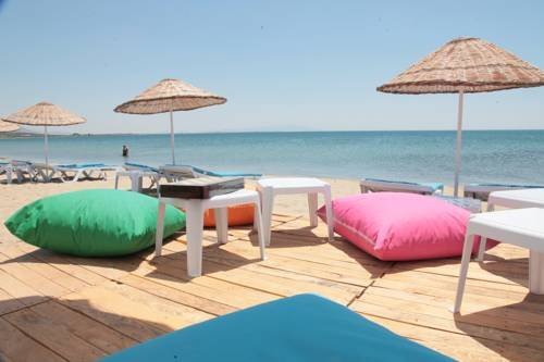 Айвалык: Akkuslar Hotel