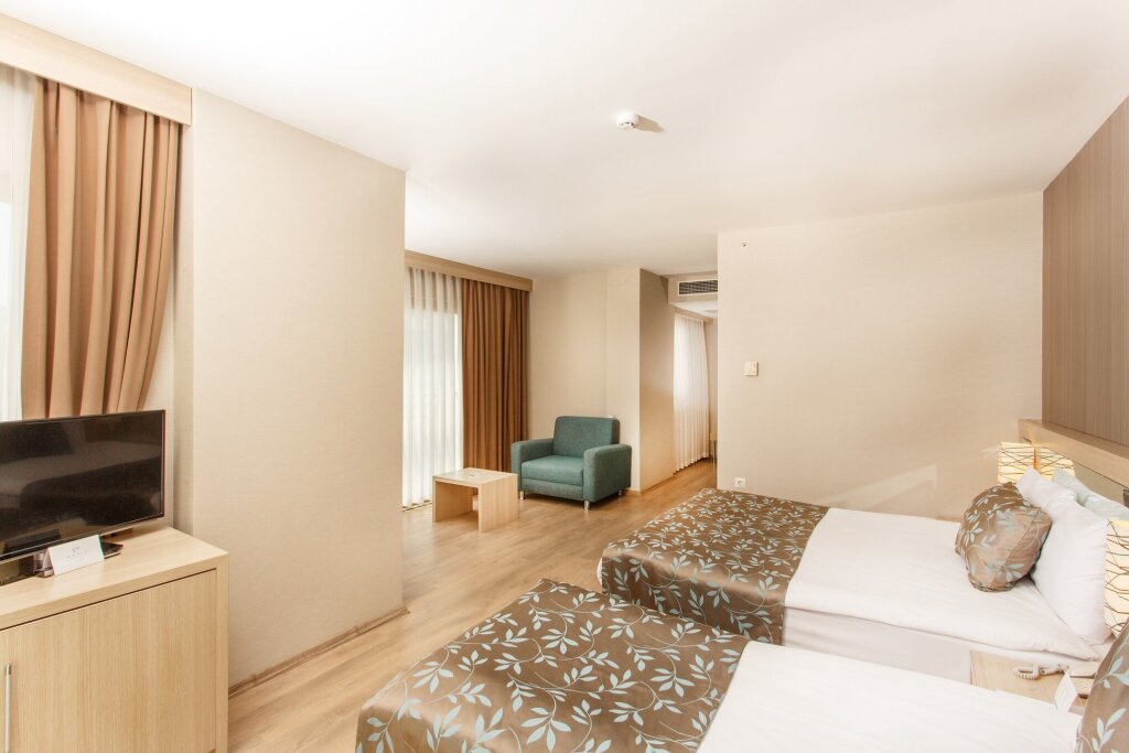 Чамьюва: Lucida Beach Hotel 