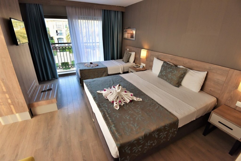 Чамьюва: Lucida Beach Hotel 