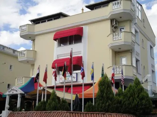 Rainbow 48 Apart Hotel — фото 1