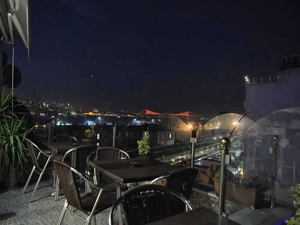 Стамбул: Grand Hurriyet Hotel
