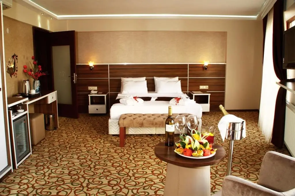 Бандырма: Perama Hotel