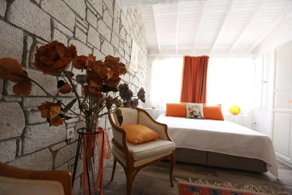 Чешме: Peroni Hotel