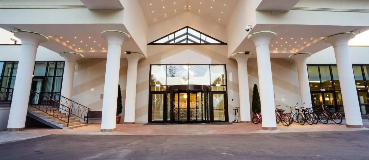 Отель Hilton Garden Inn Moscow Новая Рига — фото 1