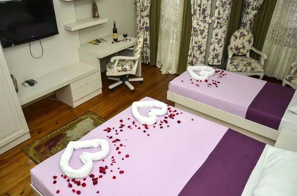 Стамбул: Omer Hayyam Suites