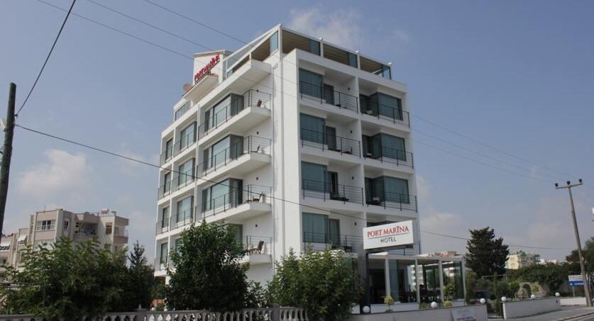 Караташ: Port Marina Hotel