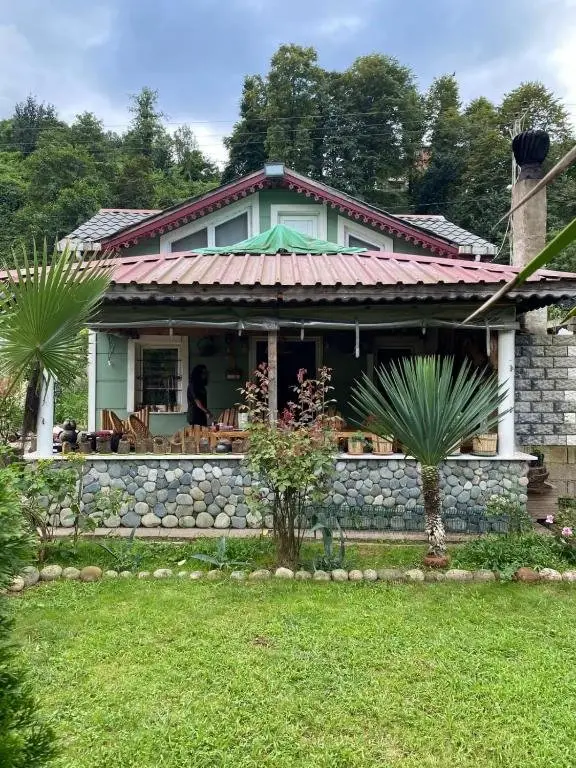 Ардешен: Zeni Konağı