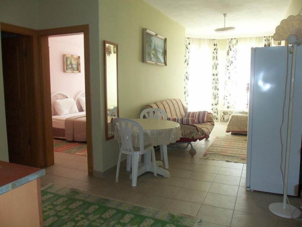 Чешме: Cizmeci Apart Hotel