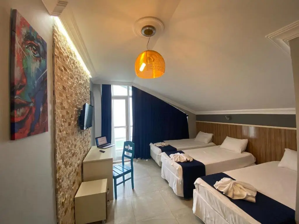 Gumusyaka: Safir Beach Resort Hotel & Socail Facility