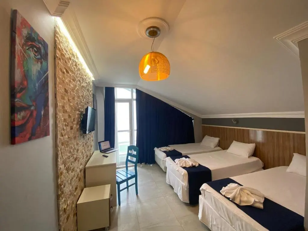 Gumusyaka: Safir Beach Resort Hotel & Socail Facility