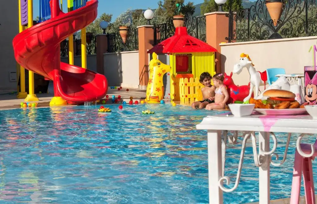Гюмюльдур: Asmira Royal Hotel