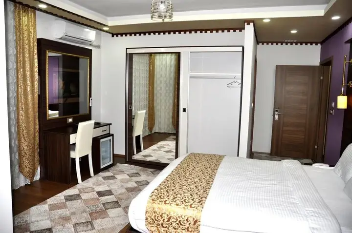 Гюнгёрен: Karakocan Hanedan Hotel