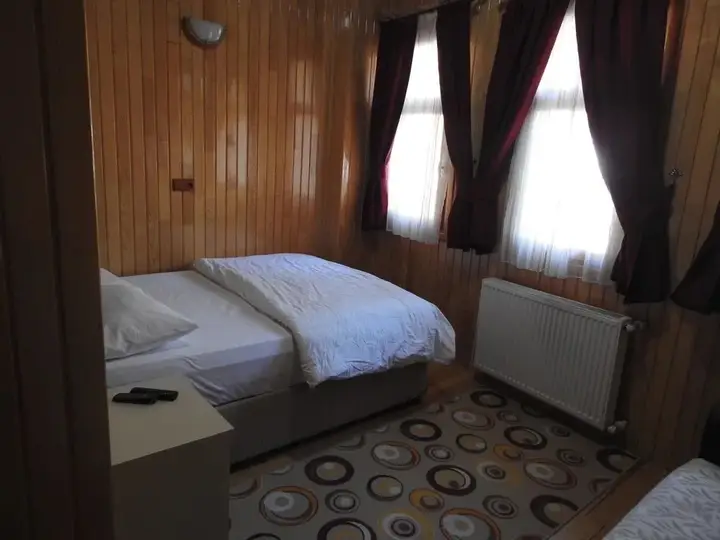 Узунгёль: Zengin Motel