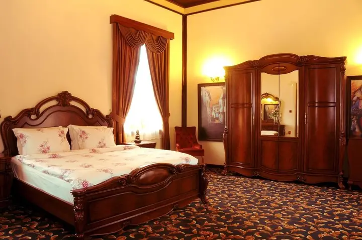 Торбали: Su Otel
