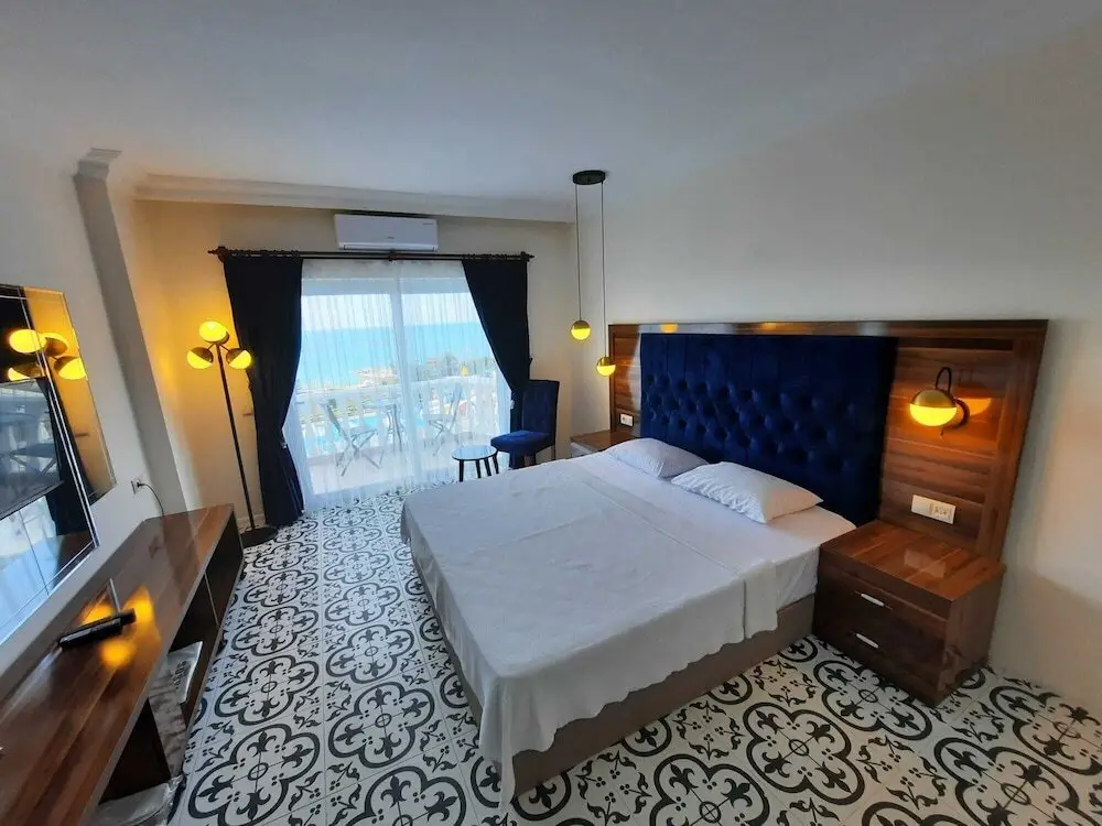 Арсуз: Issos otel
