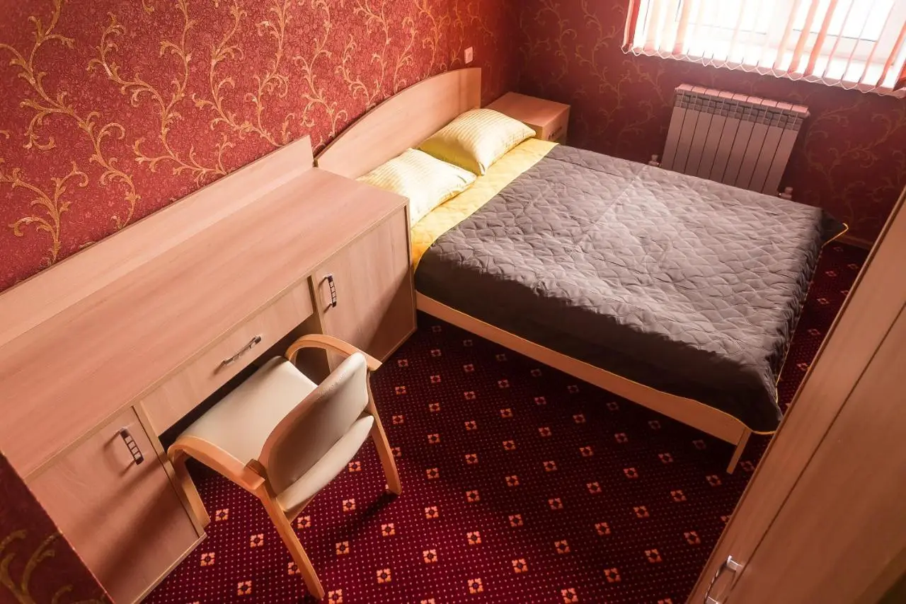 Волоколамск: Motel on Novo-Soldatskaya 25