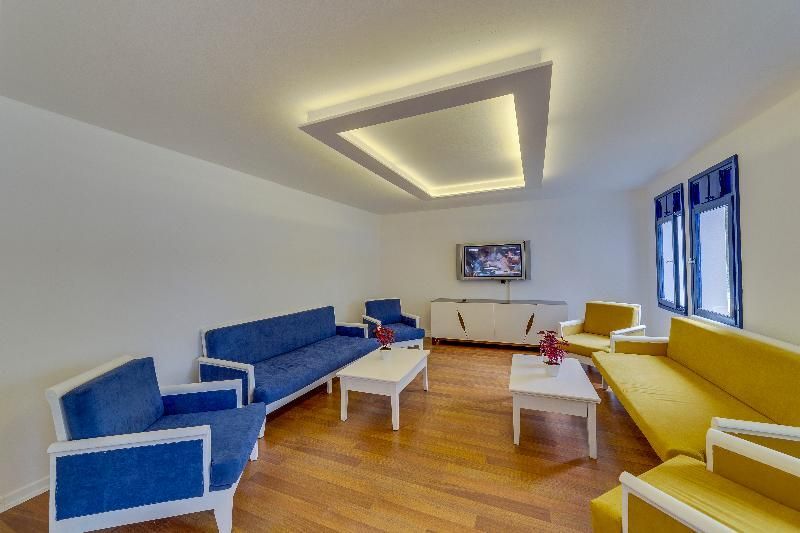 Сеферихисар: Santa Family Club Hotel