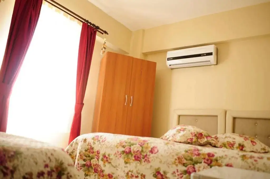 Бозджаада: Saklıbahçe Hotel