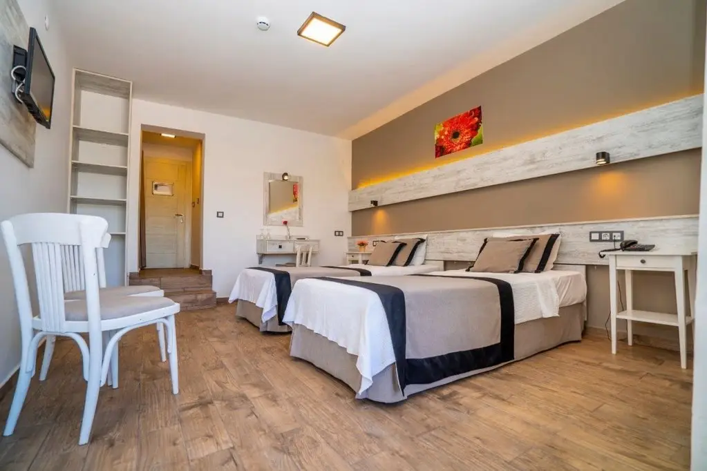 Чешме: Sifne Thermal Otel