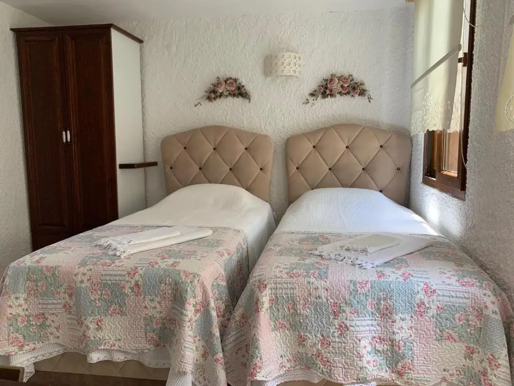 Сыгаджик: Sigacik Villa Teos Konuk Evi