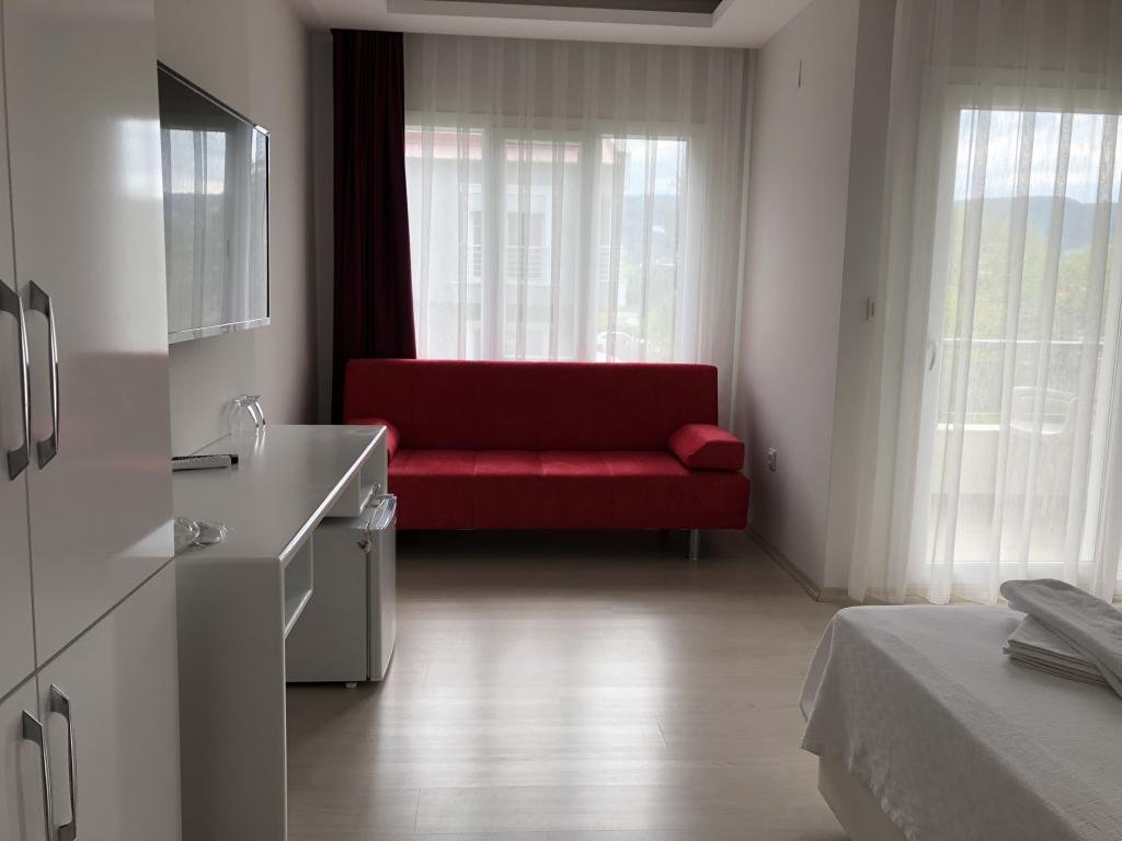 Чешме: Serin Otel