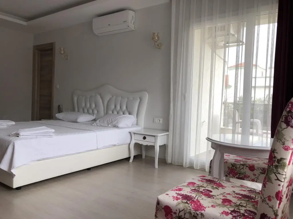 Чешме: Serin Otel
