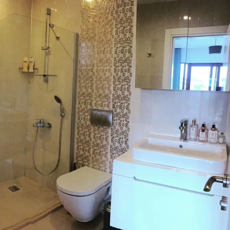 Каш: The Townhouse Apartment