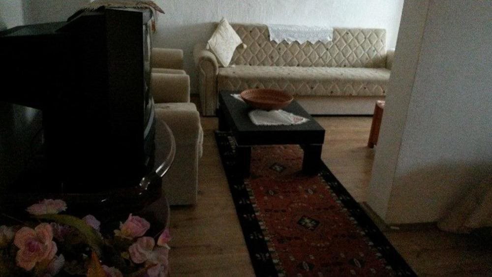 Аванос: İpekyolu Konukevi