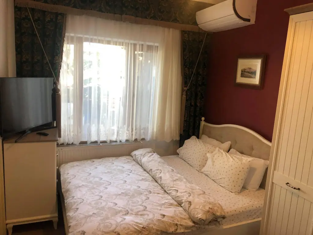 Бурхание: Pekcan Otel