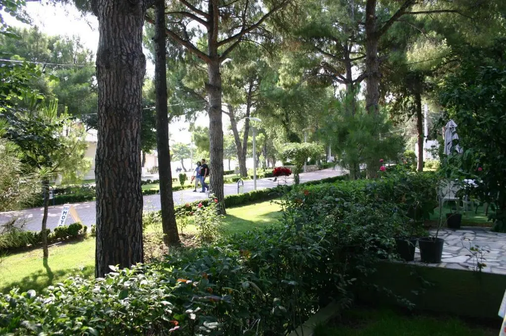Бурхание: Pekcan Otel
