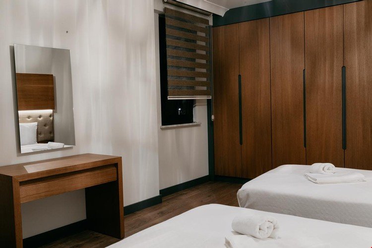 Акчакоча: Ceneviz Suit-Hotel