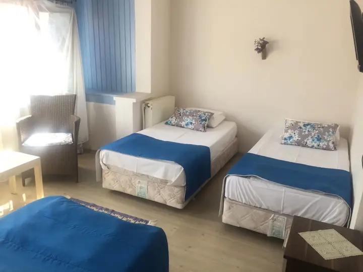 Бозджаада: Begos Hotel