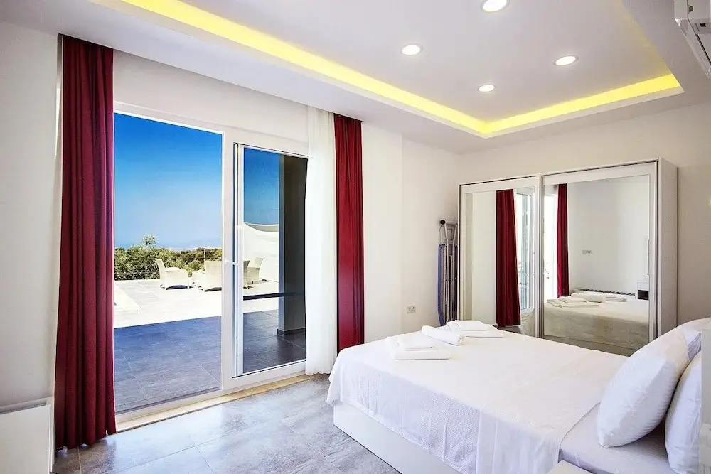 Исламлар: Villa Nar