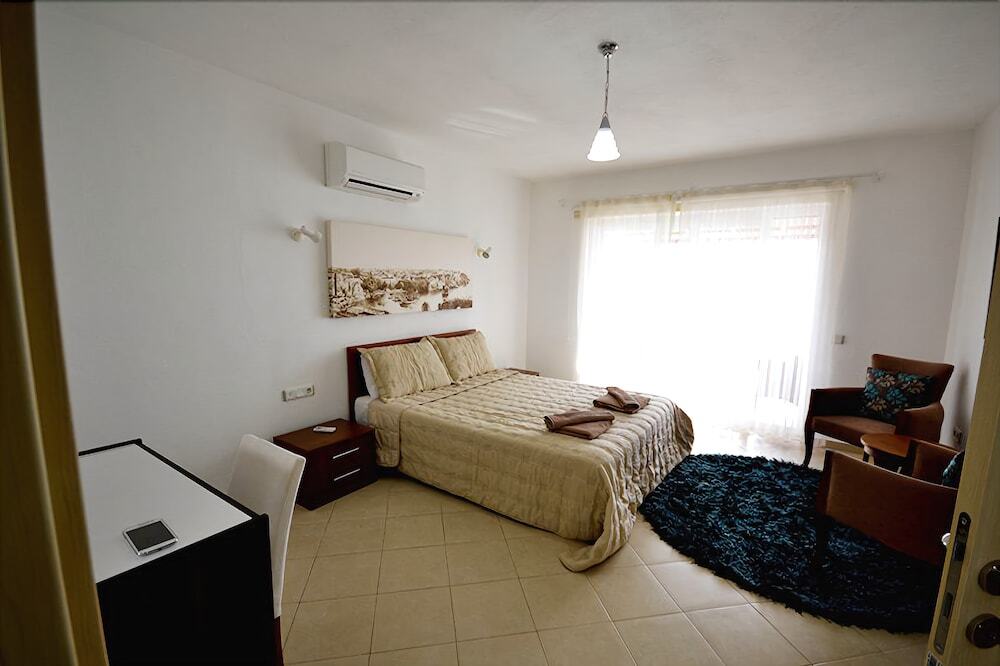 Киник: Villa Serap