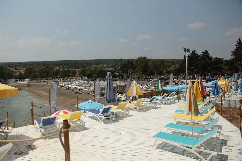 Силифке: Queenaba Beach