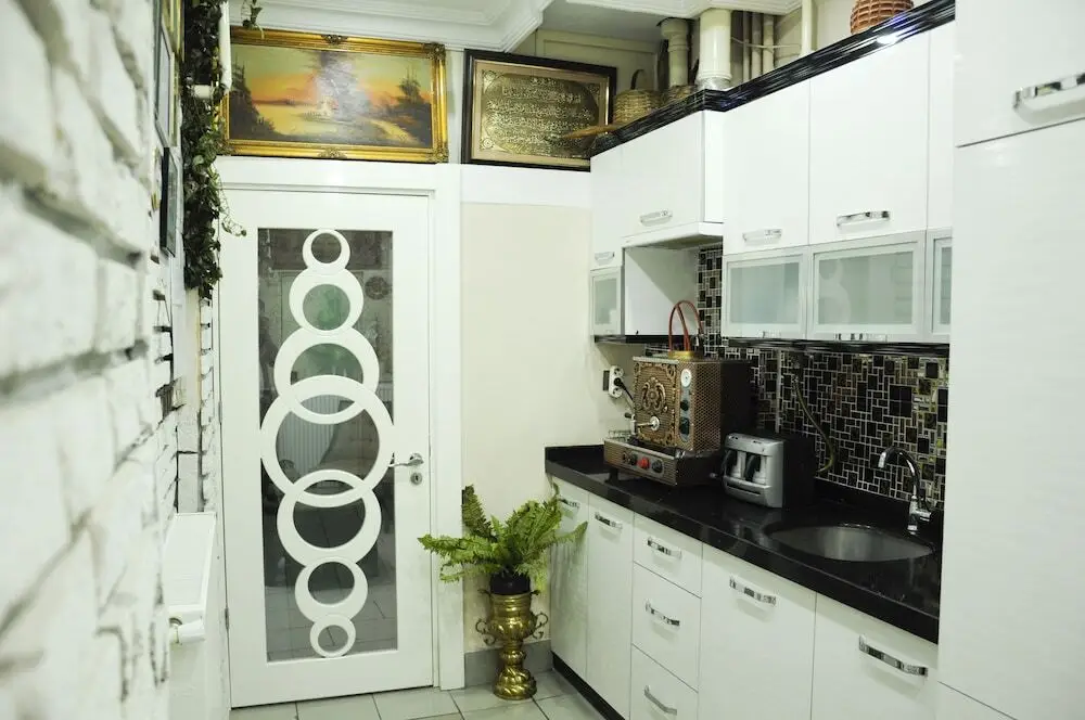 Тосия: Hotel Ekmekçiler