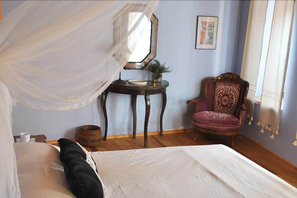 Айвалык: Florina House