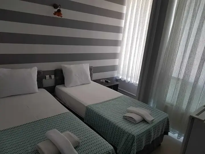 Конья: Deluxe Hotel