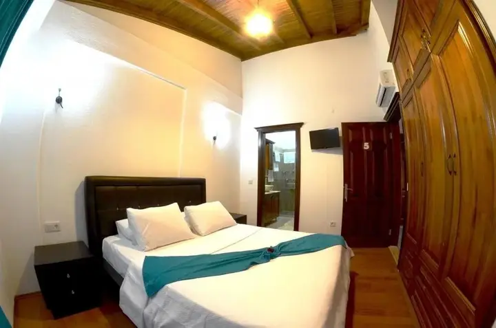 Чешме: Masli̇na Otel