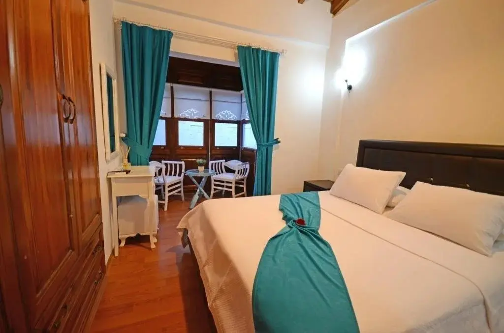 Чешме: Masli̇na Otel