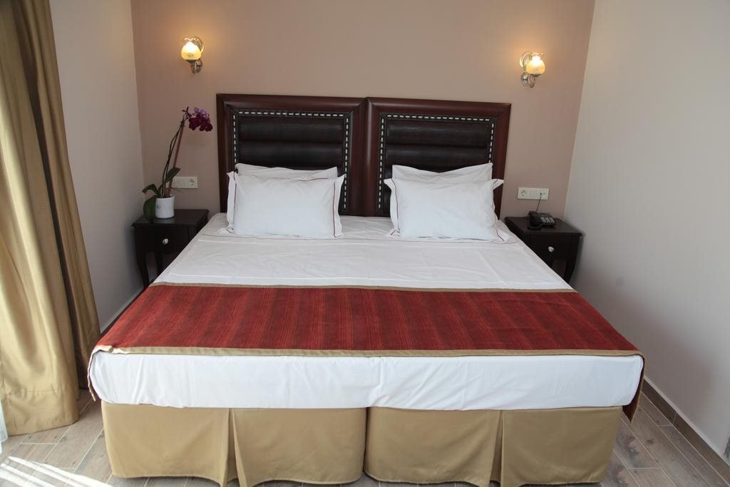 Бурхание: Divas Butik Hotel