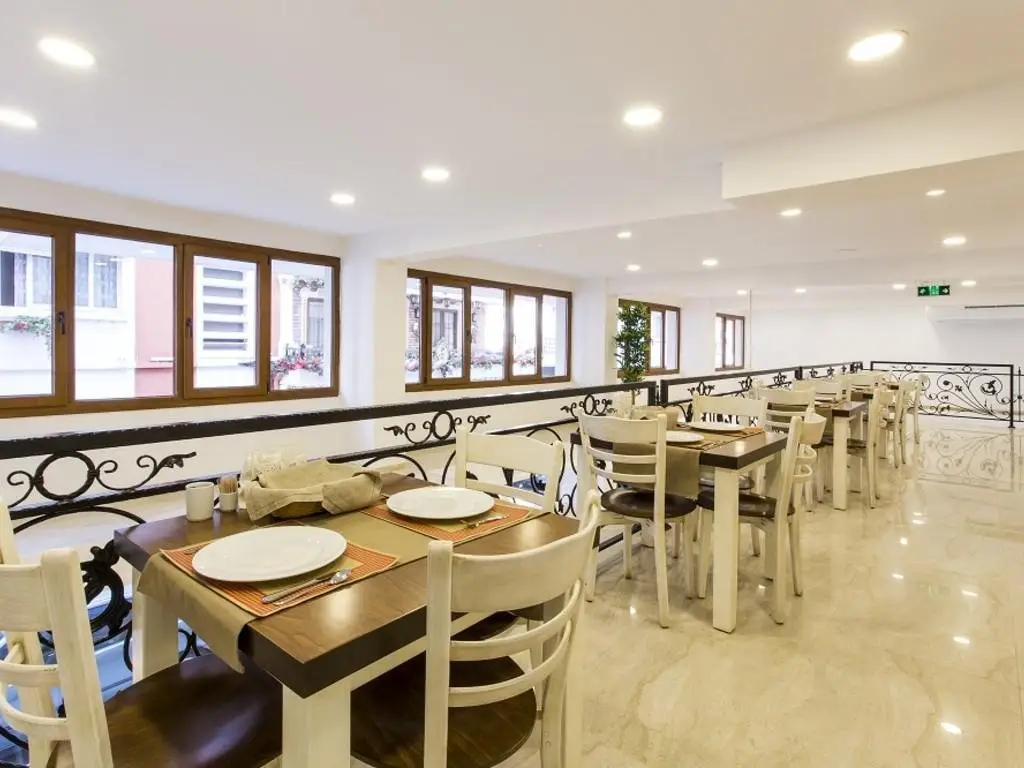 Измир: MB City Hotel