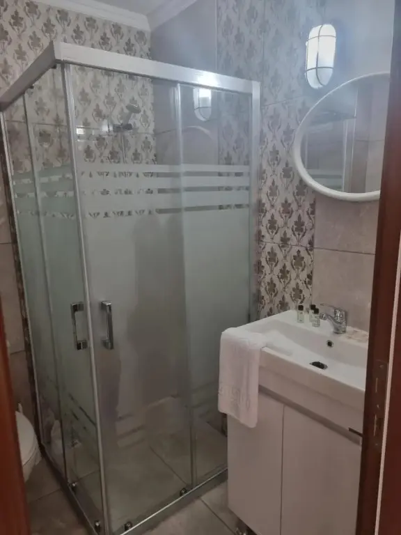 Дидим: Hotel First Class
