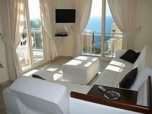Милас: Royal Heights Apartments Bodrum