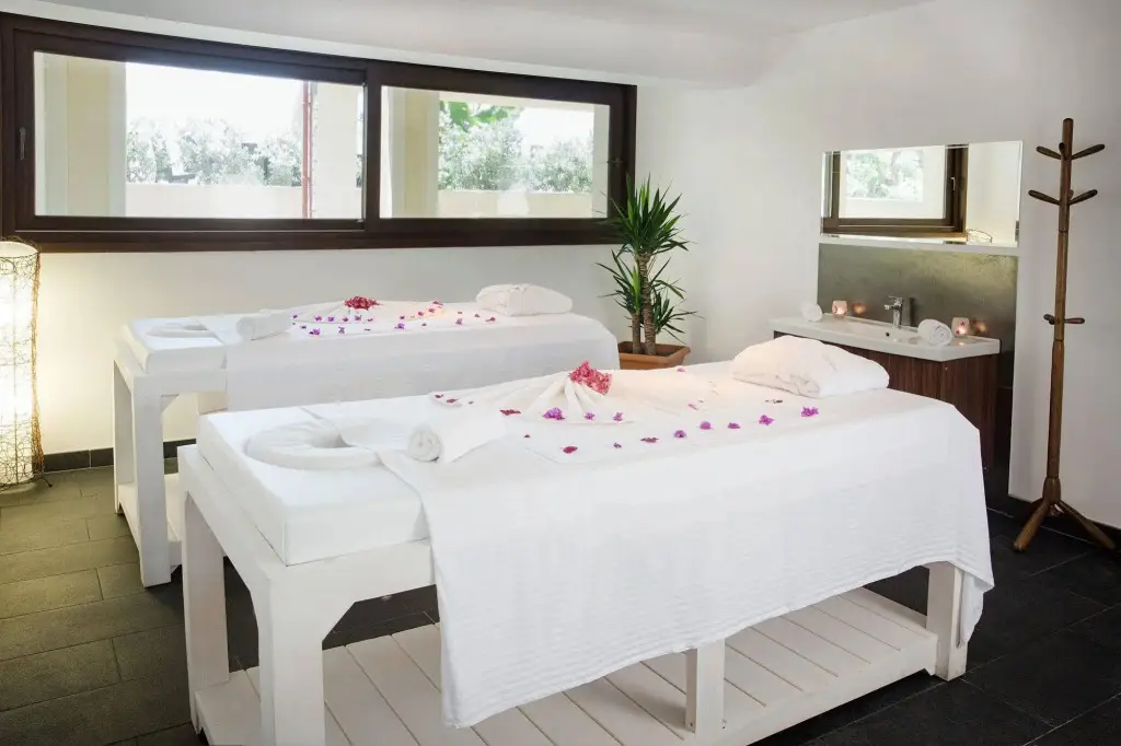 Яликавак: Mare Suites