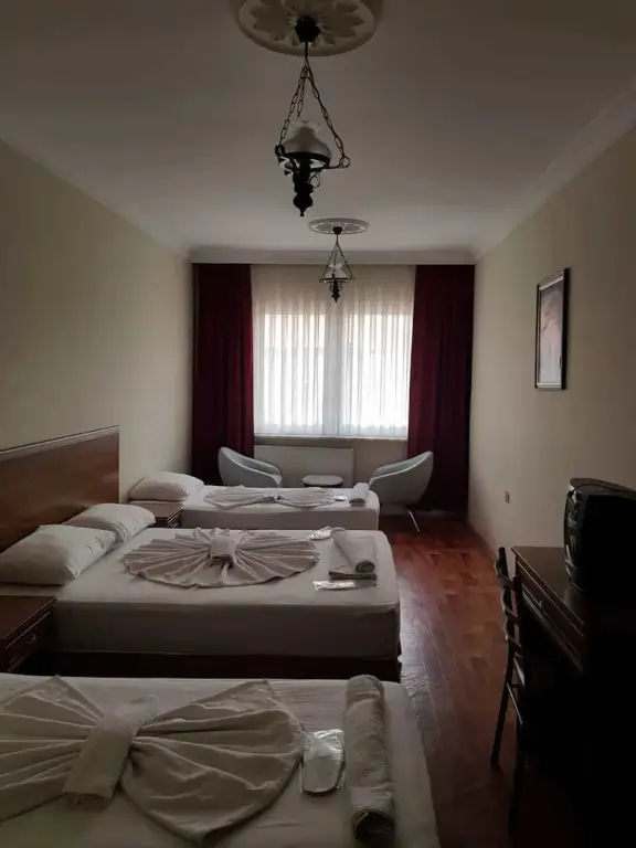 Бартын: Bedesten Hotel