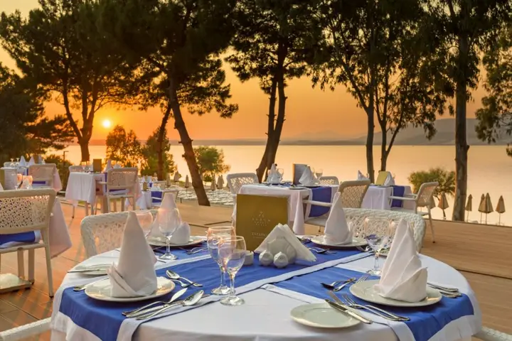 Акбук: Patio Beach Club