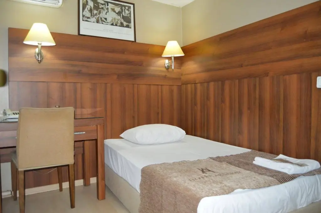 Стамбул: Hotel Aksaray