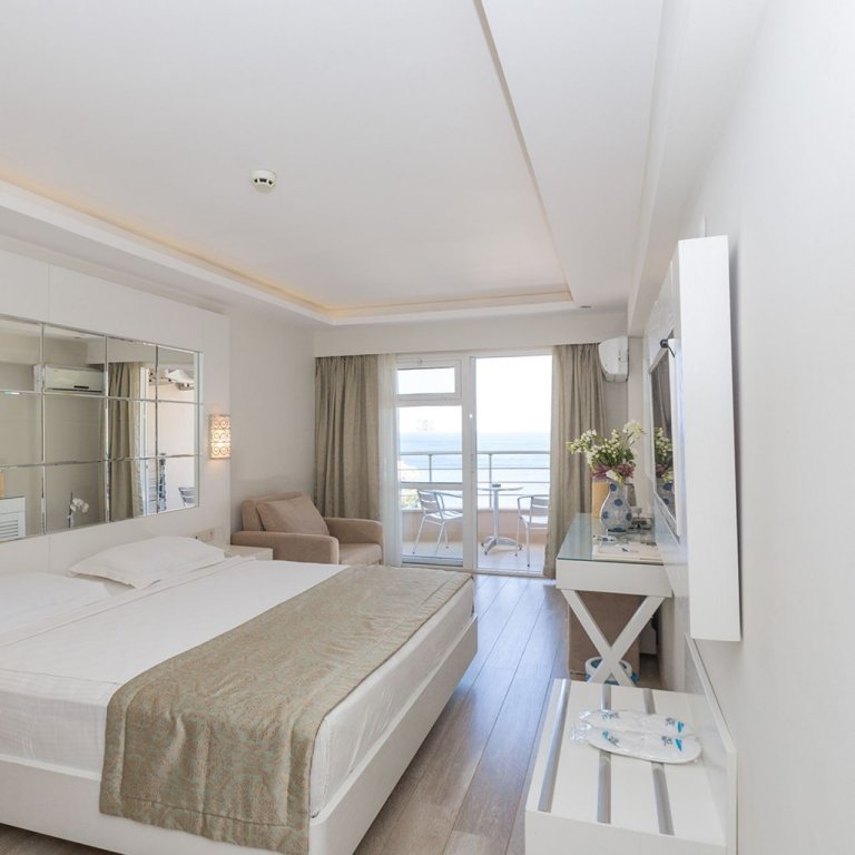 Турунч: Mavi Deniz Otel - All Inclusive